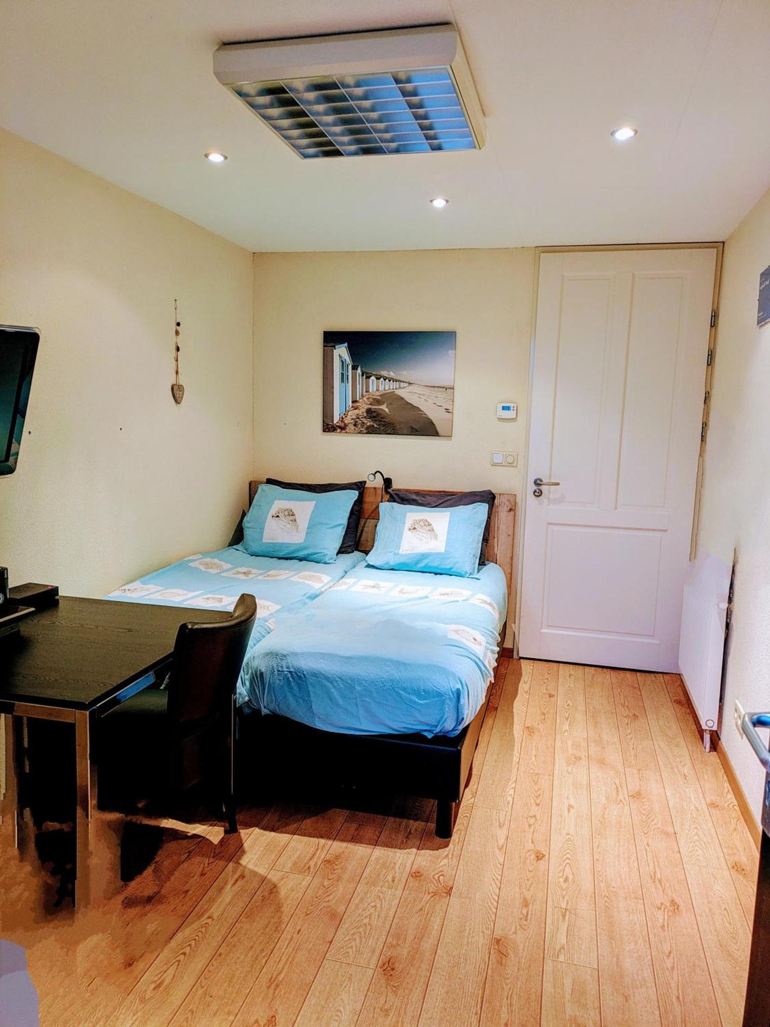 Bed and Breakfast Logies21 Texel Oosterend  Экстерьер фото